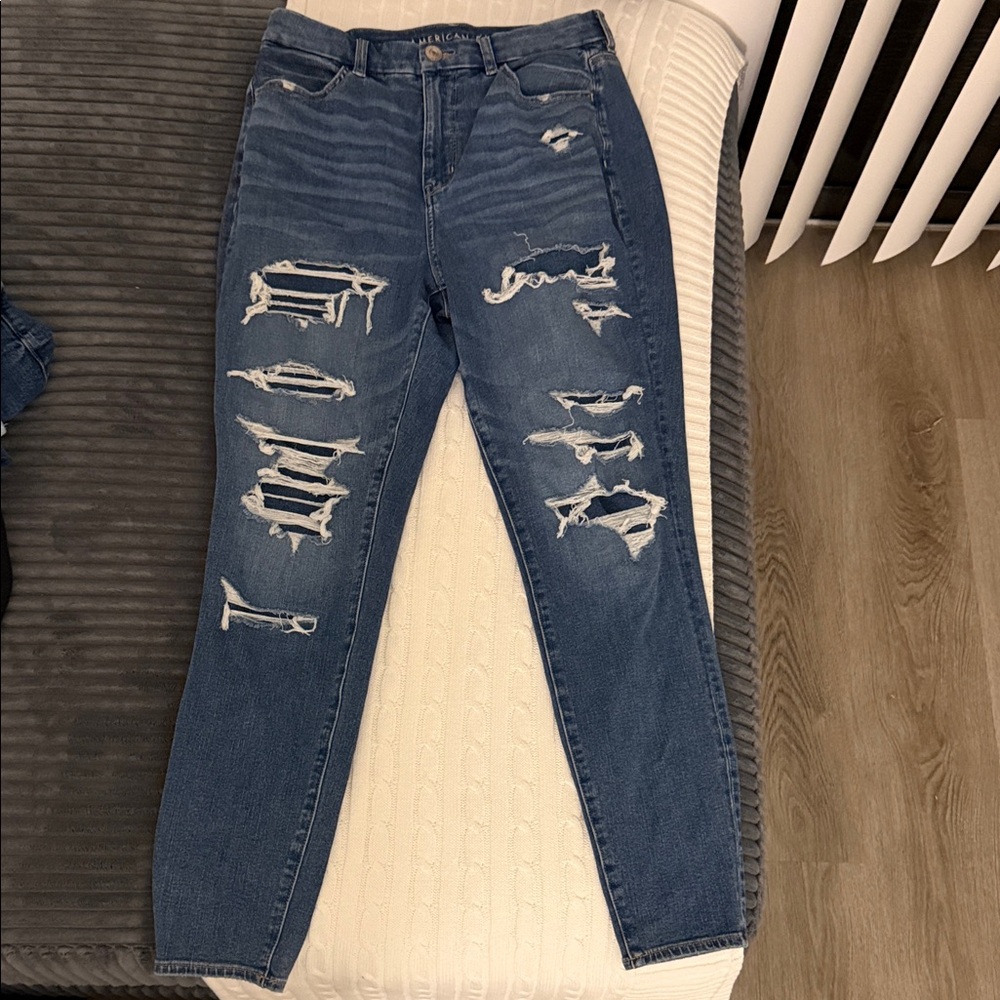 American Eagle The Dream Jean Distressed Blue Women's Jeans Size 10 Regular